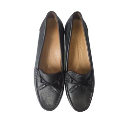 Γυναικεία παπούτσια δερμάτινα μαύρα - 1828