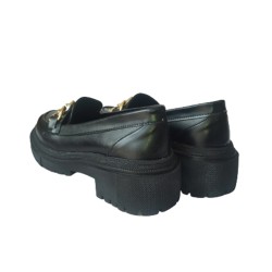 Γυναικεία παπούτσια μαύρα με χρυσή αλυσίδα - PGYN-XRALYS-M-010